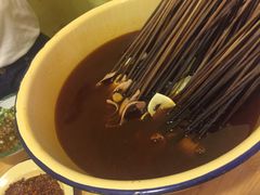 -拈签一笑黄牛肉辣卤串串