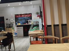 大堂-极有家小鱼小鸡石锅煲(佳兆业店)
