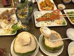-两兄弟Song Pee Nong(2号店)