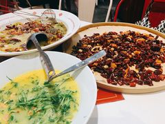 发财肥肠辣子鸡-禄鼎记·多口味酸菜鱼(侨鑫店)