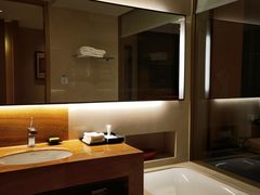 -青岛富力艾美酒店