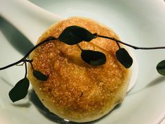 吴越粑粑-韵秋荷(宝山龙湖天街店)