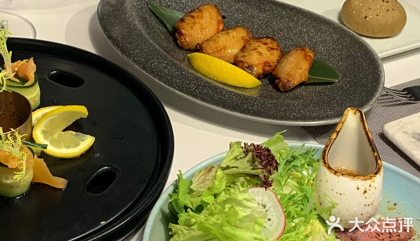 集美探店｜超适合情侣约会的西餐厅