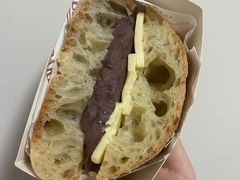 红豆夏巴塔三明治-沁屋面包店(人民东路店)