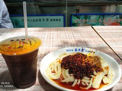 麻酱酿皮+酸梅汤-清真盛志望麻酱酿皮·非遗老字号