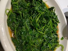 -月枫江南小馆(绿地缤纷广场店)