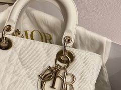 -DIOR迪奥(万象城店)