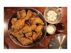 -BHC炸鸡(明洞总店)