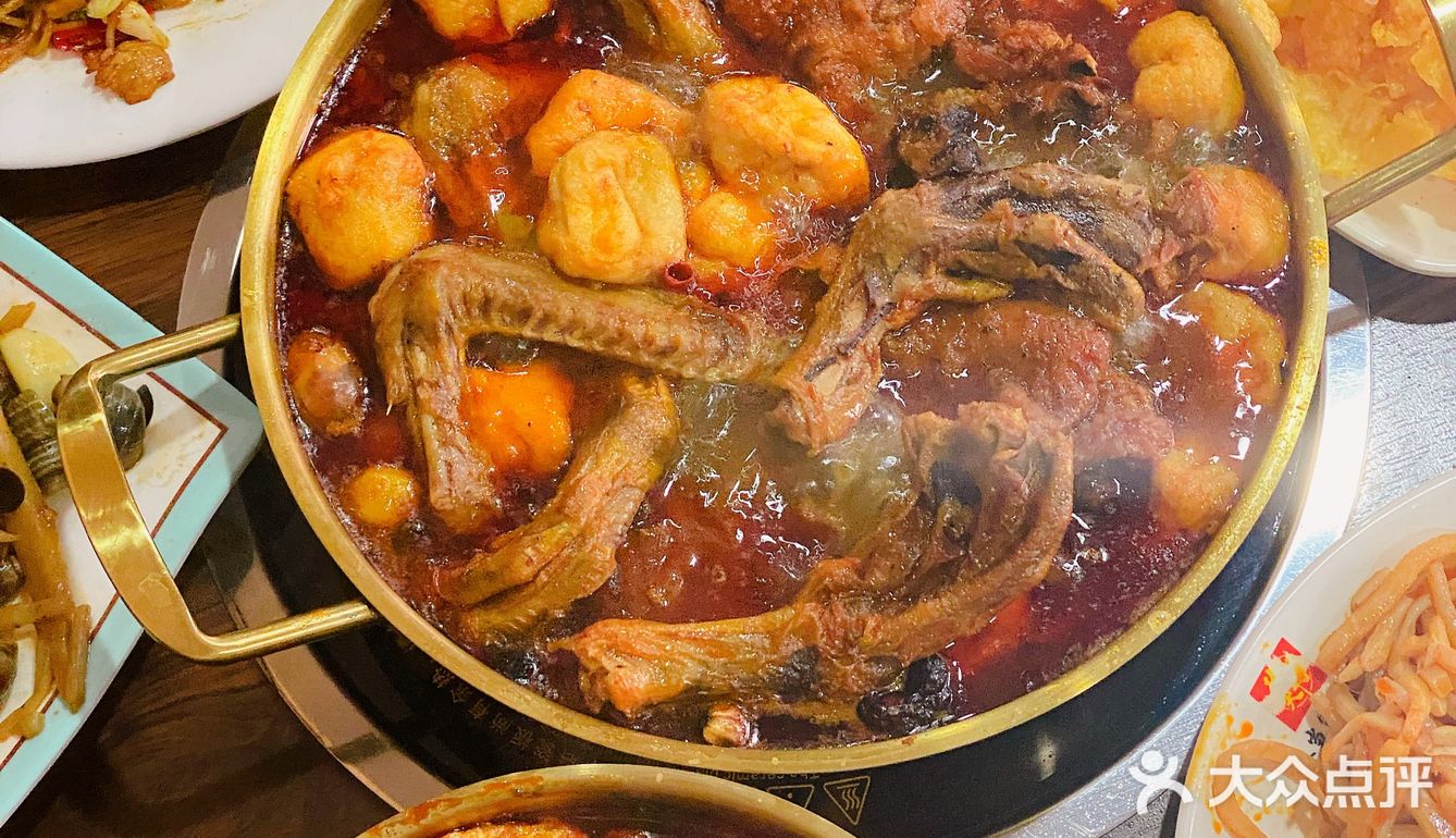 青岛新店|首家螺蛳煲魂穿柳州 我把汤都喝完了