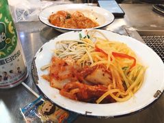 -马路牙子烧烤音乐酒馆(望京店)