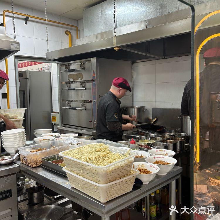 这么火爆？！我说这是张家港最好吃的面店…