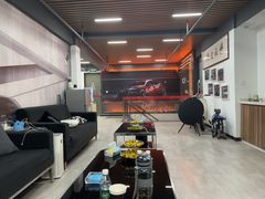 -爱车行 奥迪 奔驰 宝马 保时捷 路虎 专业 维修保养 原厂 奥迪改装升级 中心(静安店)