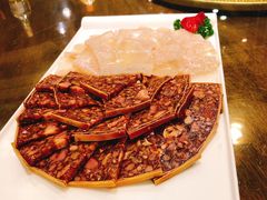 -大宝全猪馆(南京路店)