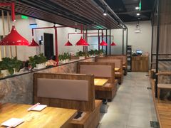 -叶派龙虾•招牌香辣蟹·海鲜(中海国际店)