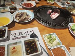 -唯成•韩国炭火烤肉 유성고기