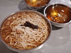 -正宗杨记普洱酸醋米线(总店)