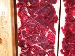 现切匙柄肉-为什么牛潮汕牛肉火锅(万胜广场店)