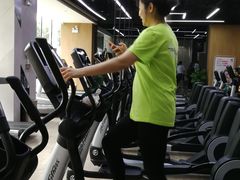 -威克健身游泳(万菱汇店)