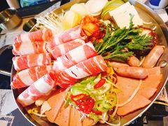 辛牛骨火锅-KCOOKING概念韩餐(世茂52+店)