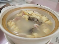 腌笃鲜汤-蘭心餐厅(进贤路店)