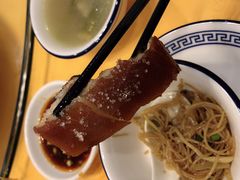 -东方之猪四更烤乳猪(金垦总店)
