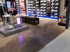 -adidas(滔搏朝阳大悦城店)