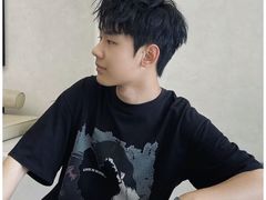 -银泰百货(舟山临城店)