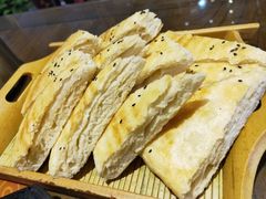 饽饽饼-王明古法砂锅居(开化寺店)