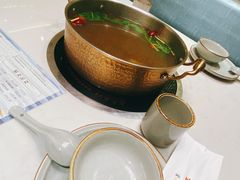 -菌子鲜汤野生菌锅