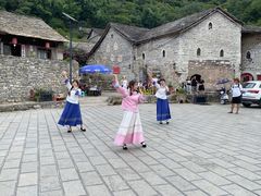 -高荡千年布依古寨旅游景区