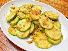 咸蛋黄炒小瓜-甜甜屋(解放中路店)