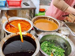 -球场热干面老店