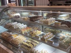 面包甜点陈列柜-老大昌(淮海中路店)