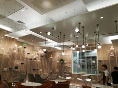 大堂-奈雪的茶(市百一店)