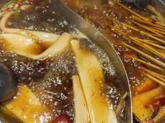 -佰人王串串香火锅(洋珠巷店)