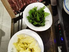 -醉董牛川派鲜肉自选火锅(烟台店)