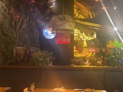-吃饭皇帝大土家民族菜(正大广场店)