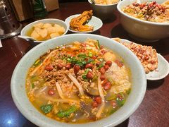 -粉家柳州螺蛳粉(杨宅路店)