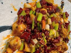 宫爆茄香虾球-又见小河浜·盐帮川菜(松江商业广场店)