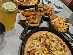 -必胜客(万达广场店)