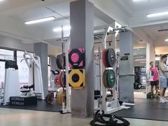 -GYMPLUS私教健身会馆(大悦城店)
