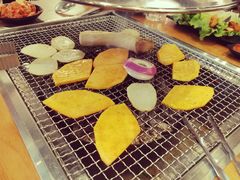 -肉甲韩国木炭烤肉(新壹街1店)
