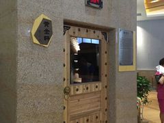 -丽池宫韩式汗蒸会馆(华灯坊店)