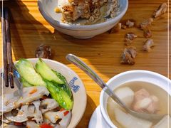 -红猪卤肉饭(大西洋美食城店)