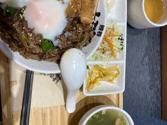-熊吞·大碗丼烧肉饭(西市场嘉华店)