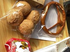 麻薯恐龙蛋-风车面包