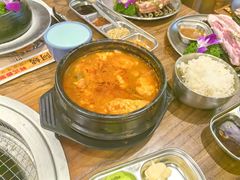 -明洞阿姨·韩式酱蟹烤肉·创意料理(三元桥店)