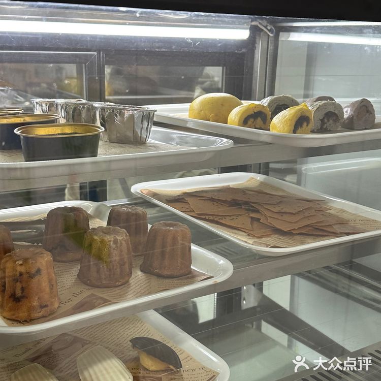 烤棉花糖像在吃做云朵奶油