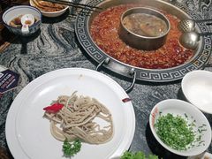 -晓宇重庆火锅(大唐不夜城店)