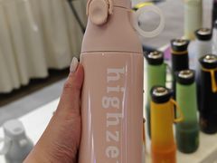 -上海跨国采购会展中心